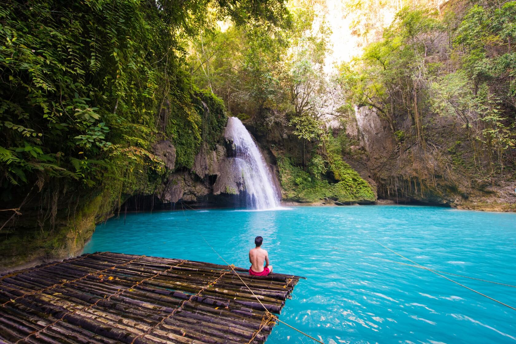 A Complete Guide to Visiting Kawasan Falls